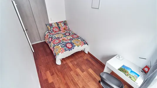 Rooms in Paris 19ème arrondissement - photo 2