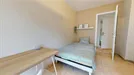 Room for rent, Grenoble, Auvergne-Rhône-Alpes, &lt;span class=&quot;blurred street&quot; onclick=&quot;ProcessAdRequest(9920998)&quot;&gt;&lt;span class=&quot;hint&quot;&gt;See streetname&lt;/span&gt;[xxxxxxxxxxxxx]&lt;/span&gt;