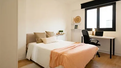 Room for rent in Tarragona, Cataluña