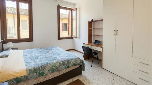 Rooms in Verona - photo 2