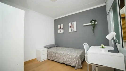 Rooms in L'Hospitalet de Llobregat - photo 1