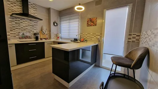 Rooms in Badajoz - photo 6