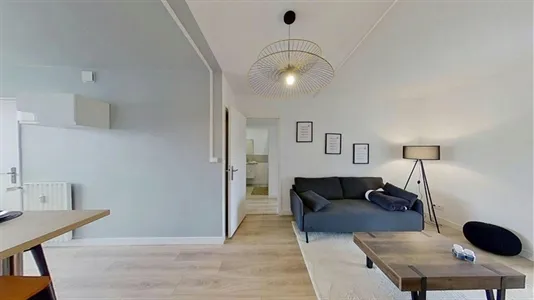 Apartments in Le Mans - photo 3