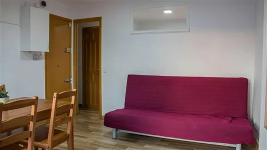 Apartments in Barcelona Ciutat Vella - photo 7