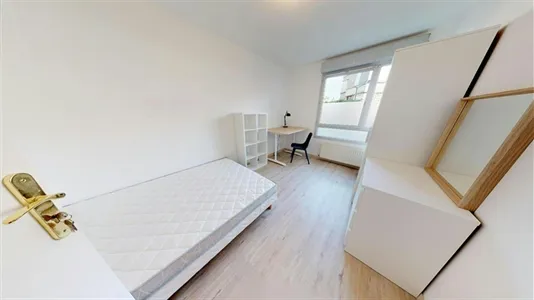 Rooms in Lyon - photo 1