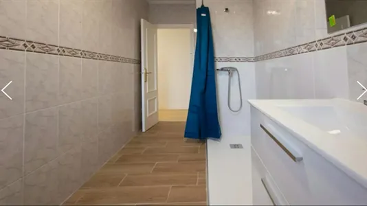 Rooms in el Camí de Vera - photo 8