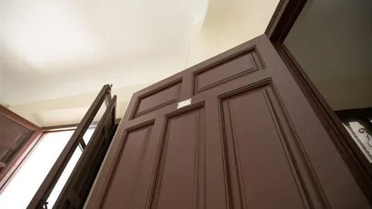 Rooms in Granada - photo 4