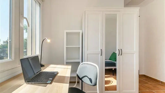Rooms in Cerdanyola del Vallès - photo 3