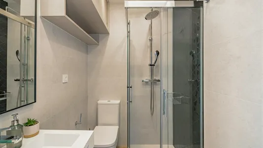 Rooms in Málaga - photo 9