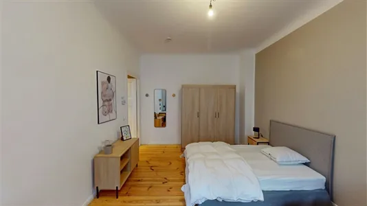 Apartments in Berlin Neukölln - photo 5