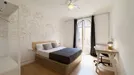 Room for rent, Barcelona Ciutat Vella, Barcelona, &lt;span class=&quot;blurred street&quot; onclick=&quot;ProcessAdRequest(8155060)&quot;&gt;&lt;span class=&quot;hint&quot;&gt;See streetname&lt;/span&gt;[xxxxxxxxxxxxx]&lt;/span&gt;