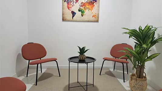 Rooms in Madrid Chamartín - photo 9