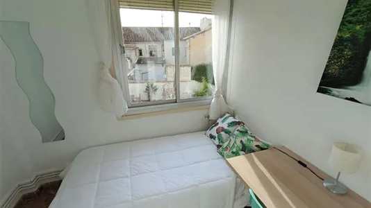 Rooms in Granada - photo 1
