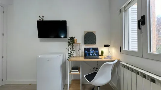 Rooms in Madrid Moncloa-Aravaca - photo 4