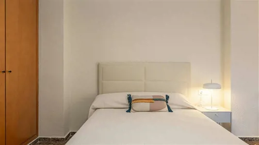 Rooms in Valencia Algirós - photo 3