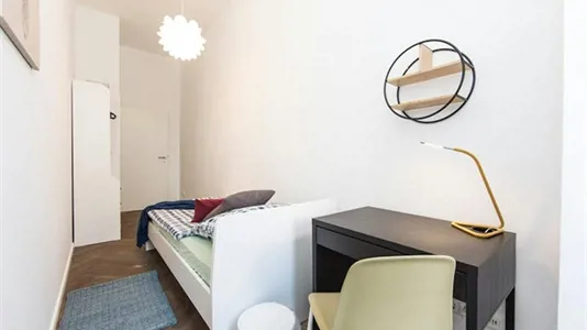 Rooms in Berlin Charlottenburg-Wilmersdorf - photo 2