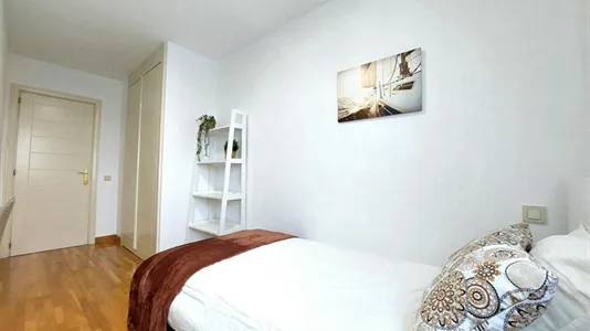 Rooms in Coslada - photo 9