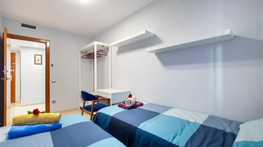 Apartments in Cornellà de Llobregat - photo 8