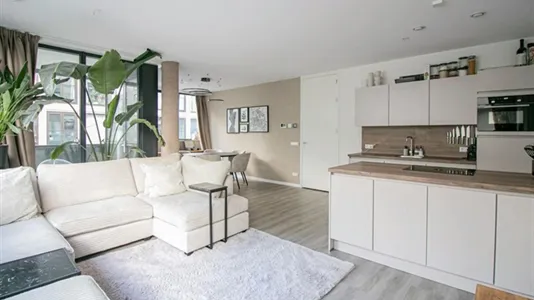 Apartments in Berlin Charlottenburg-Wilmersdorf - photo 1