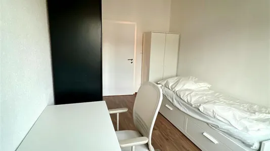 Rooms in Rhein-Kreis Neuss - photo 1