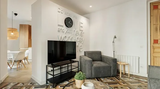 Rooms in Barcelona Eixample - photo 10