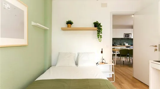 Rooms in Alcalá de Henares - photo 2