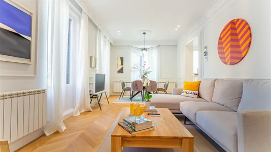 Apartments in Madrid Chamberí - photo 4