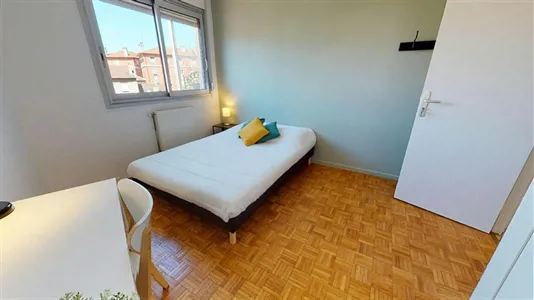 Rooms in Lyon - photo 1