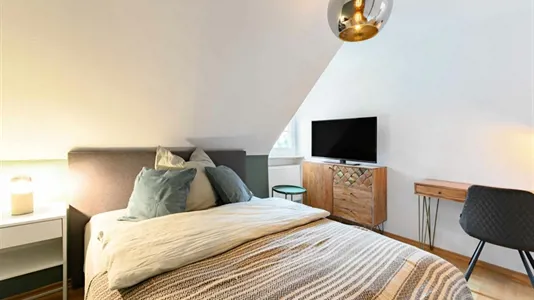 Rooms in Stuttgart-Ost - photo 2