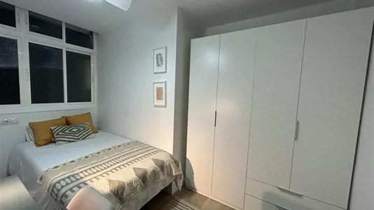 Rooms in Málaga - photo 3