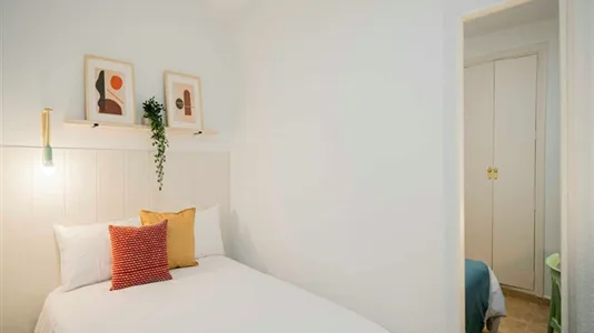 Rooms in Madrid Tetuán - photo 9