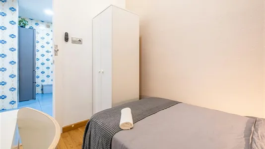Rooms in Alicante/Alacant - photo 3