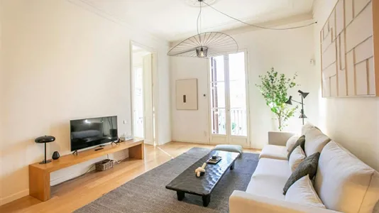 Apartments in Barcelona Eixample - photo 2