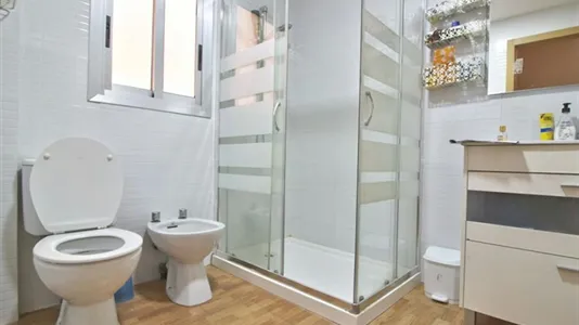 Rooms in Valencia Algirós - photo 10