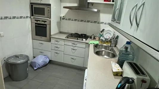 Rooms in Barcelona Eixample - photo 6