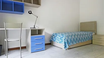 Room for rent in Milano Zona 2 - Stazione Centrale, Gorla, Turro, Greco, Crescenzago, Milan Room for rent in Milano Zona 2 - Stazione Centrale, Gorla, Turro, Greco, Crescenzago, Milan