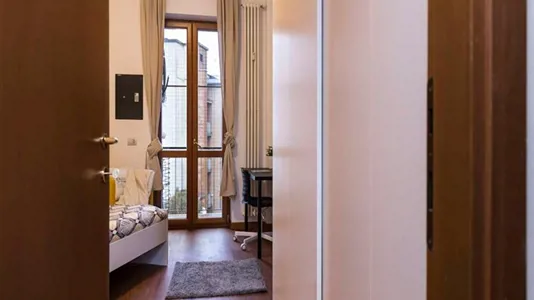 Rooms in Milano Zona 5 - Vigentino, Chiaravalle, Gratosoglio - photo 3