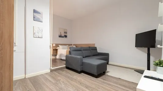 Rooms in Madrid Retiro - photo 8