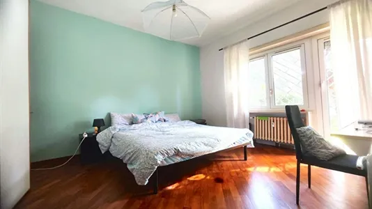 Rooms in Roma Municipio IX – EUR - photo 1