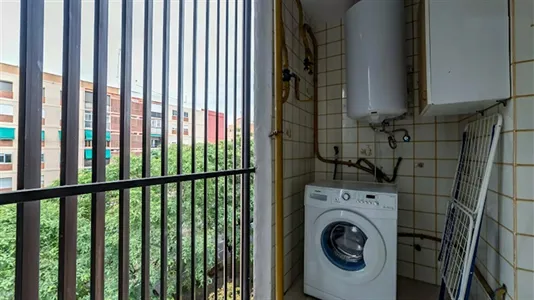 Rooms in Valencia Algirós - photo 8