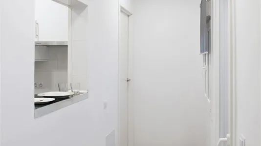 Apartments in Cornellà de Llobregat - photo 7