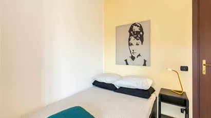 Room for rent in Milano Zona 5 - Vigentino, Chiaravalle, Gratosoglio, Milan