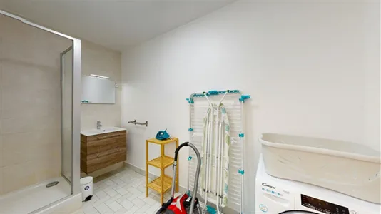 Rooms in Versailles - photo 8