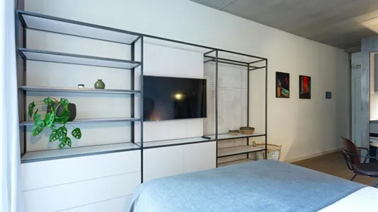 Apartments in Barcelona Eixample - photo 6