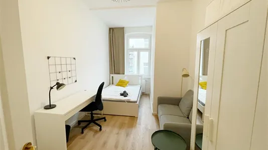 Rooms in Wien Ottakring - photo 1
