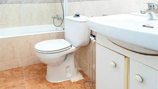 Rooms in Zaragoza - photo 8