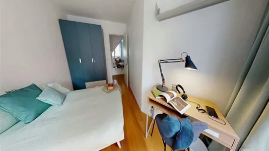 Rooms in Paris 19ème arrondissement - photo 2