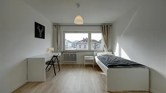 Rooms in Stuttgart-Mitte - photo 2