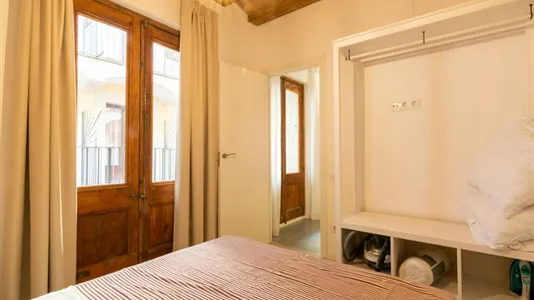 Apartments in Barcelona Ciutat Vella - photo 6