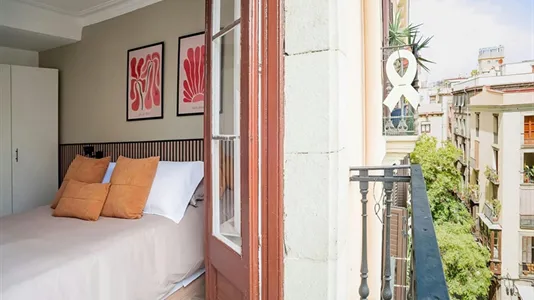 Rooms in Barcelona Ciutat Vella - photo 6